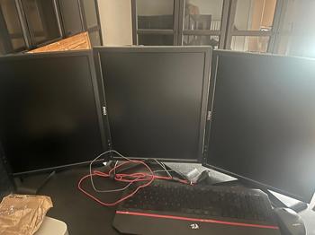 5 monitors to give away