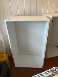 Skabsstel og skuffer