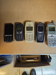 Gamle telefoner - giv et bud