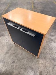 Bortgives. Kontormøbler