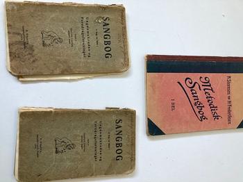 Sangbog og Melodi-sangbog – ældre sangbøger