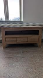 TV-bord i massivt egetræ