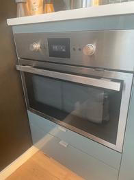 Kompakt ovn i rustfrit stål