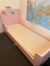 IKEA Udtræksseng til børn i lyserød