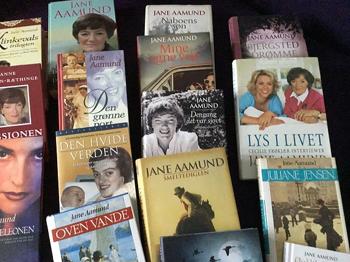 Jane Aamund bøger