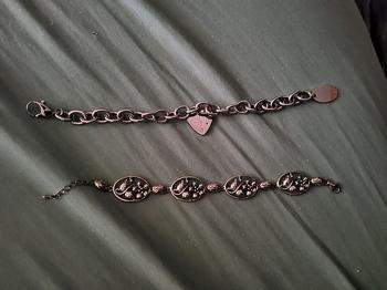 Armbond 18 cm , betales 80 kr for trakt.