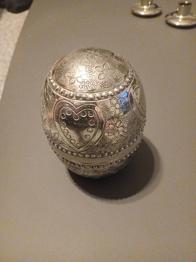 Stålæg med opbevaring