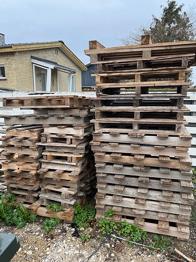 Gratis paller – afhentning hurtigst muligt