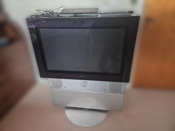 BeoVision Avant 32 DVD