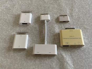 iPhone 30-pin adaptere