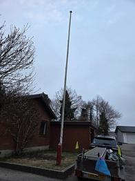 Flagstang med sokkel