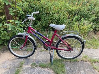 Gammel børnecykel