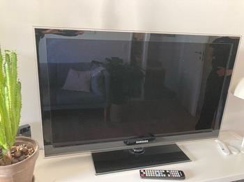Samsung 40” LE40 smart tv