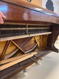 Consolette Piano Mahogany