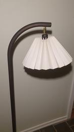 Klassisk standerlampe