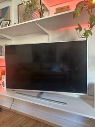 2 x defekt 4K TV (65” & 55”