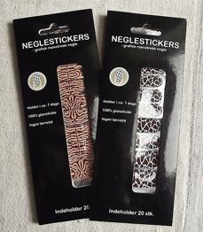 Negle, 2 sæt nye neglestickers - grafisk mønstrede negle