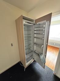 Fint Siemens køleskab kan afhentes