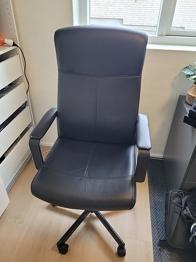 kontorstol fra IKEA