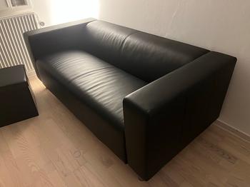 2/3 personers IKEA sofa til teenage værelset.