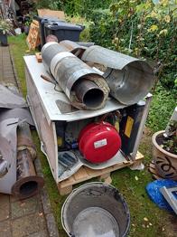 Oliefyr med brænder og rør