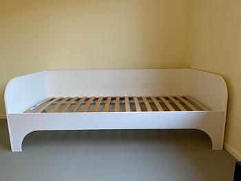 Virkelig fin hvid seng