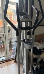 GoV100S Crosstrainer træningsmaskine grå