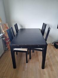 Bord m. 4 stole bortgives. Sort