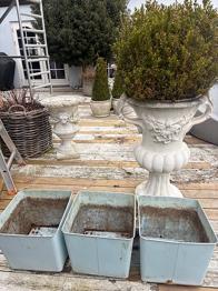 Firkantede metal plantekasser lyseblå