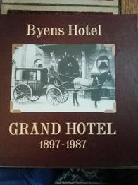 Byens hotel Grand hotel 1897-1987, Udgivet af Sara hotel Grand Odense 1987,