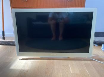 Hvid Philips tv