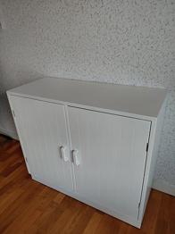 Skab afhentes gratis