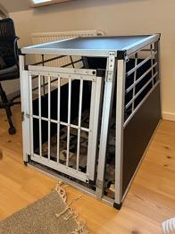 Hundebur transportbur aluminium sort/sølv