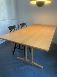 Shaker spisebord i bøg