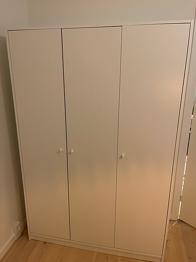 KLEPPSTAD Garderobeskab