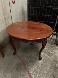 Træbord + 4 spisestole