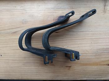 Tåclips Bøjler sort plastic