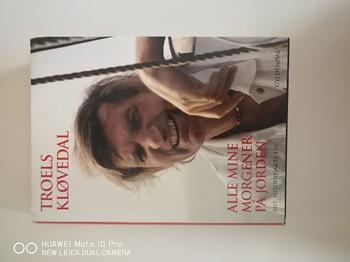 Bog af Troels Kløvedal