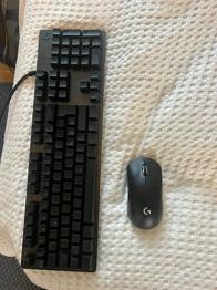 Logitech G512 Carbon GX  Keyboard + Logitech G Pro X Superlight