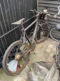 2 cykler.