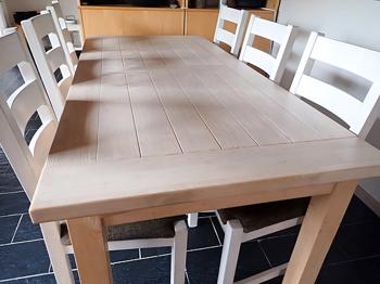 Bord, 2 tillægsplader og 6 stole