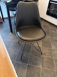 4 stole fra jysk gratis