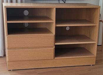 TV-møbel, eg finėr GRATIS