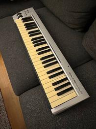 M-AUDIO Keyrig 49 MIDI Keyboard