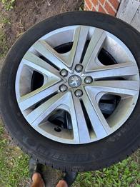 4 vinterdæk til Peugeot
