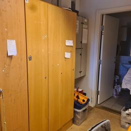 personaleskabe 2 stk af 3 skabe