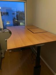 Hævesænke skrivebord