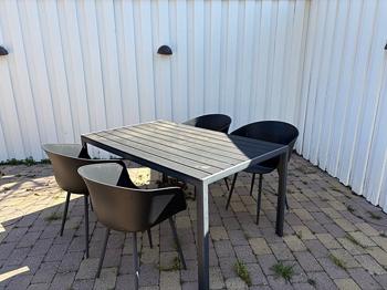 Havebord med 4 stole sort