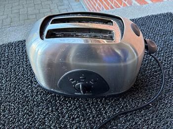 OBH Nordica brødrister i stål med 2 riller