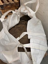 GRATIS: Bigbag med jord / sandfyld på palle